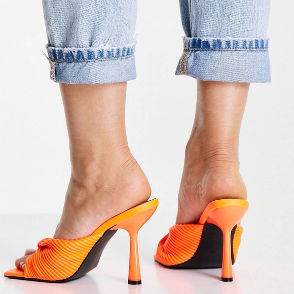 Ribbed faux-leather NEON Orange 4” heel - Picture 4 of 4